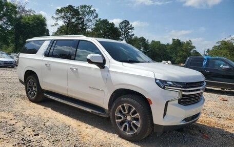 Chevrolet Suburban, 2022 год, 4 950 000 рублей, 4 фотография