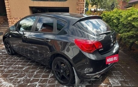 Opel Astra J, 2012 год, 650 000 рублей, 4 фотография