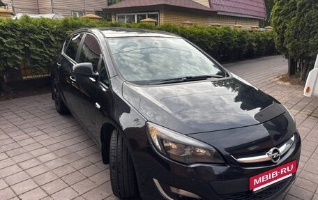 Opel Astra J, 2012 год, 650 000 рублей, 3 фотография