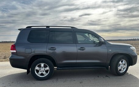 Toyota Land Cruiser 200, 2010 год, 2 590 000 рублей, 3 фотография
