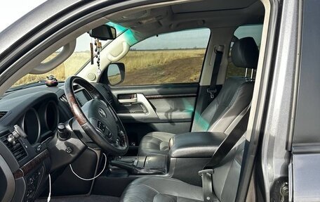 Toyota Land Cruiser 200, 2010 год, 2 590 000 рублей, 6 фотография