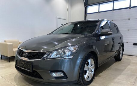 KIA cee'd I рестайлинг, 2010 год, 775 000 рублей, 2 фотография