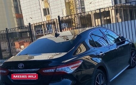 Toyota Camry, 2023 год, 3 500 000 рублей, 4 фотография