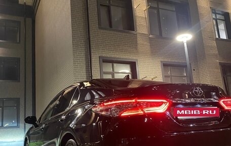 Toyota Camry, 2023 год, 3 500 000 рублей, 6 фотография
