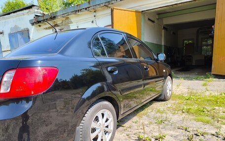 KIA Rio II, 2011 год, 740 000 рублей, 3 фотография