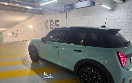 MINI Hatch, 2024 год, 4 430 000 рублей, 3 фотография