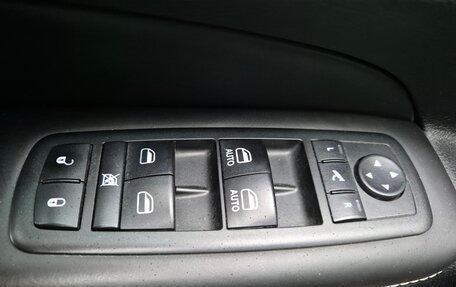 Jeep Grand Cherokee, 2013 год, 2 500 000 рублей, 22 фотография