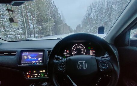 Honda Vezel, 2019 год, 2 190 000 рублей, 8 фотография