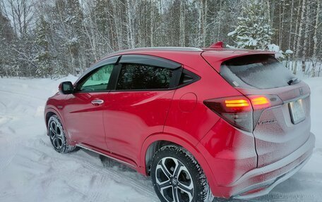 Honda Vezel, 2019 год, 2 190 000 рублей, 5 фотография