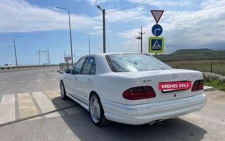 Mercedes-Benz E-Класс, 1998 год, 780 000 рублей, 6 фотография