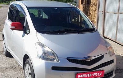 Toyota Ractis I, 2005 год, 585 000 рублей, 1 фотография