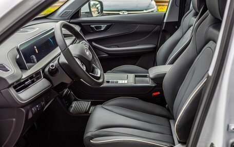 Chery Tiggo 4 I рестайлинг, 2025 год, 2 220 000 рублей, 12 фотография