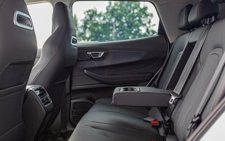 Chery Tiggo 4 I рестайлинг, 2025 год, 2 220 000 рублей, 17 фотография
