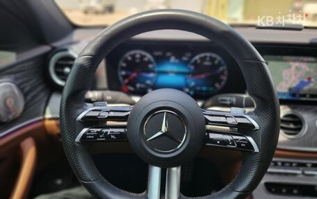 Mercedes-Benz E-Класс, 2021 год, 3 025 000 рублей, 5 фотография