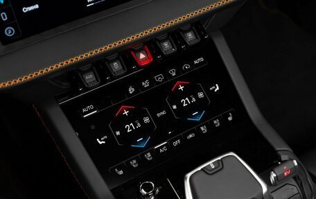 Lamborghini Urus I, 2025 год, 47 000 000 рублей, 25 фотография