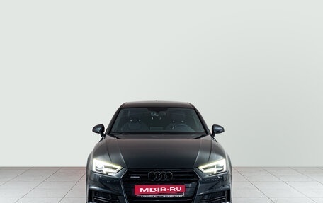 Audi A4, 2017 год, 2 950 000 рублей, 2 фотография