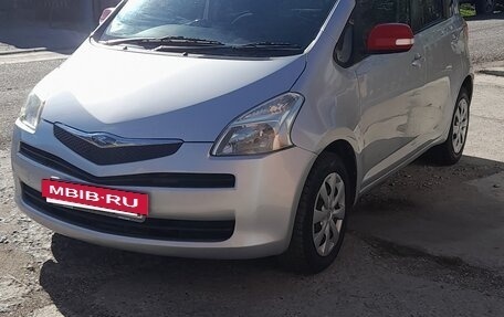 Toyota Ractis I, 2005 год, 585 000 рублей, 2 фотография