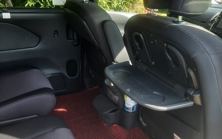 Nissan Serena IV, 2018 год, 2 420 000 рублей, 13 фотография