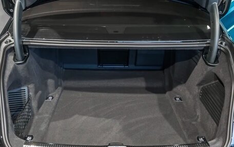 Audi A8, 2025 год, 21 000 000 рублей, 16 фотография
