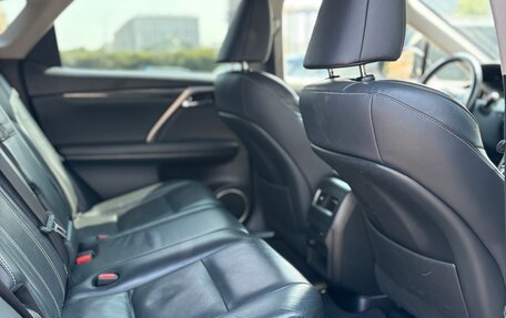 Lexus RX IV рестайлинг, 2015 год, 4 200 000 рублей, 3 фотография