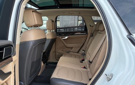 Volkswagen Touareg III, 2021 год, 4 999 999 рублей, 17 фотография