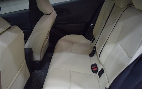 Toyota Prius IV XW50, 2024 год, 3 950 000 рублей, 11 фотография
