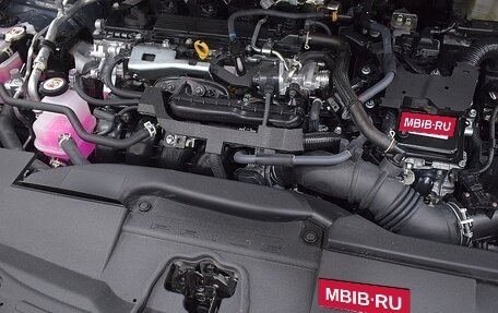 Toyota Prius IV XW50, 2024 год, 3 950 000 рублей, 10 фотография