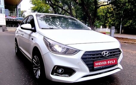 Hyundai Solaris II рестайлинг, 2019 год, 1 250 000 рублей, 1 фотография