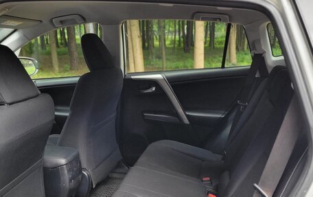 Toyota RAV4, 2016 год, 1 790 000 рублей, 8 фотография