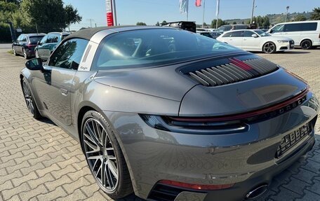 Porsche 911, 2021 год, 15 900 000 рублей, 3 фотография