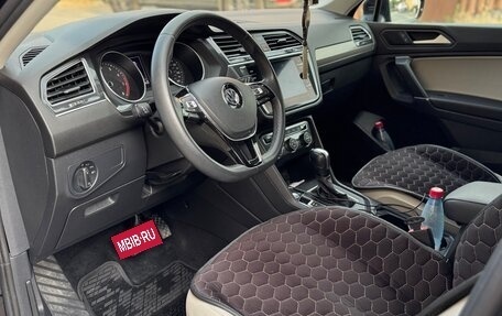 Volkswagen Tiguan II, 2019 год, 2 449 000 рублей, 10 фотография