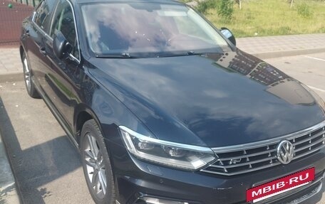 Volkswagen Passat B8 рестайлинг, 2018 год, 2 350 000 рублей, 6 фотография