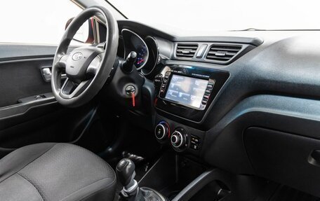 KIA Rio III рестайлинг, 2013 год, 748 000 рублей, 25 фотография