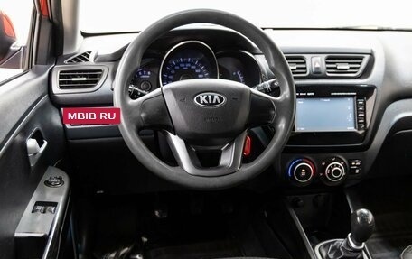 KIA Rio III рестайлинг, 2013 год, 748 000 рублей, 16 фотография