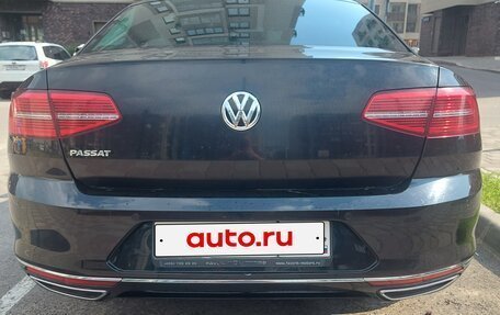 Volkswagen Passat B8 рестайлинг, 2018 год, 2 350 000 рублей, 3 фотография