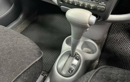 Toyota Vitz, 2000 год, 450 000 рублей, 13 фотография