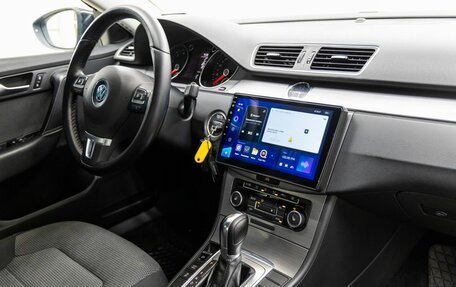 Volkswagen Passat B7, 2011 год, 1 198 000 рублей, 14 фотография
