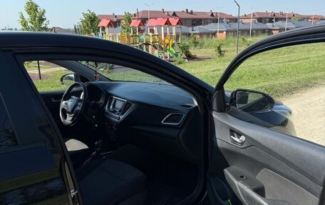Hyundai Solaris II рестайлинг, 2018 год, 1 150 000 рублей, 10 фотография