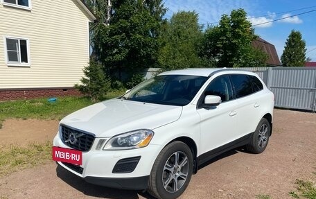 Volvo XC60 II, 2013 год, 1 750 000 рублей, 2 фотография