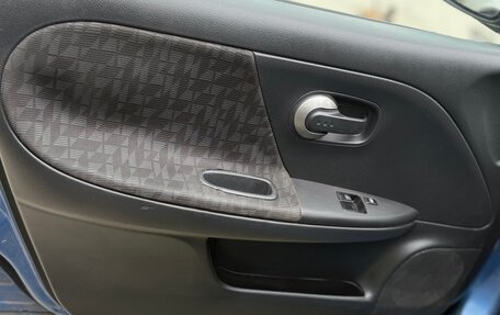 Nissan Note II рестайлинг, 2007 год, 585 000 рублей, 23 фотография