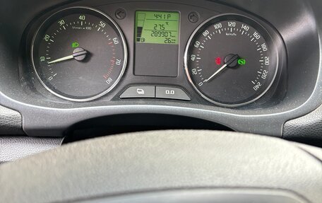 Skoda Fabia II, 2012 год, 595 000 рублей, 12 фотография