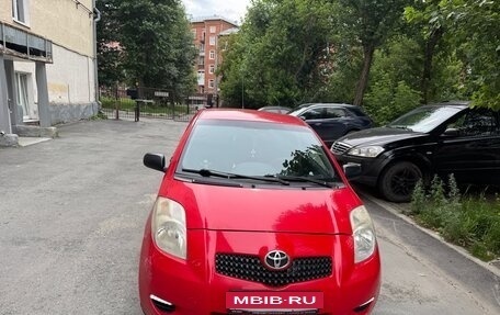Toyota Yaris III рестайлинг, 2007 год, 600 000 рублей, 11 фотография