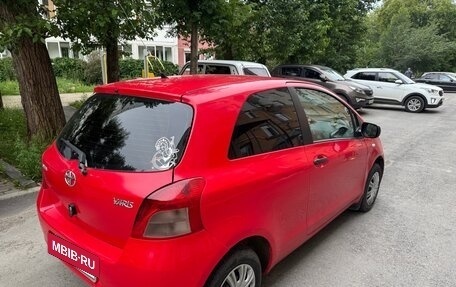 Toyota Yaris III рестайлинг, 2007 год, 600 000 рублей, 14 фотография