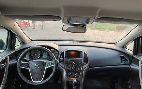 Opel Astra J, 2011 год, 850 000 рублей, 13 фотография
