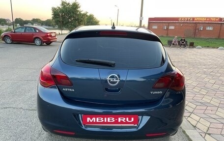 Opel Astra J, 2011 год, 850 000 рублей, 4 фотография