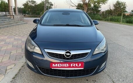 Opel Astra J, 2011 год, 850 000 рублей, 8 фотография