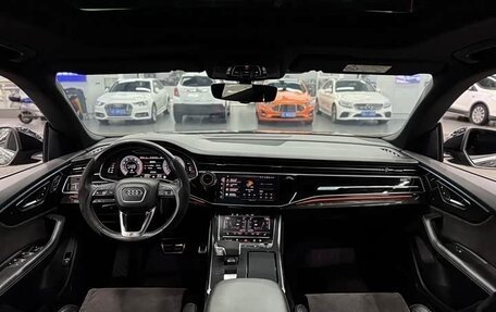Audi Q8 I, 2021 год, 5 990 000 рублей, 11 фотография