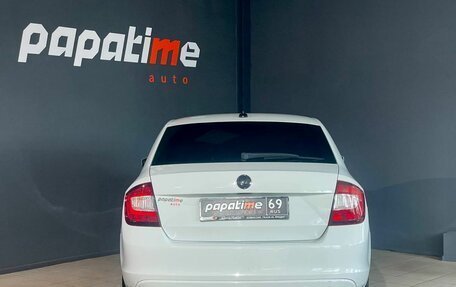 Skoda Rapid I, 2017 год, 1 100 000 рублей, 4 фотография