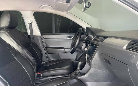 Skoda Rapid I, 2017 год, 1 100 000 рублей, 11 фотография