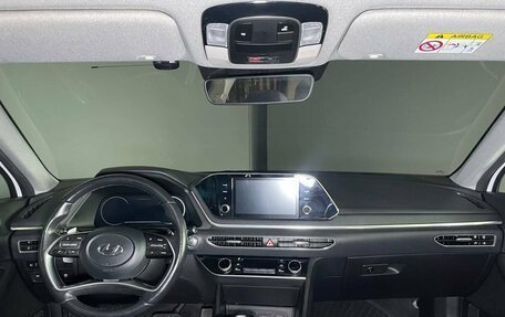 Hyundai Sonata VIII, 2021 год, 2 450 000 рублей, 10 фотография